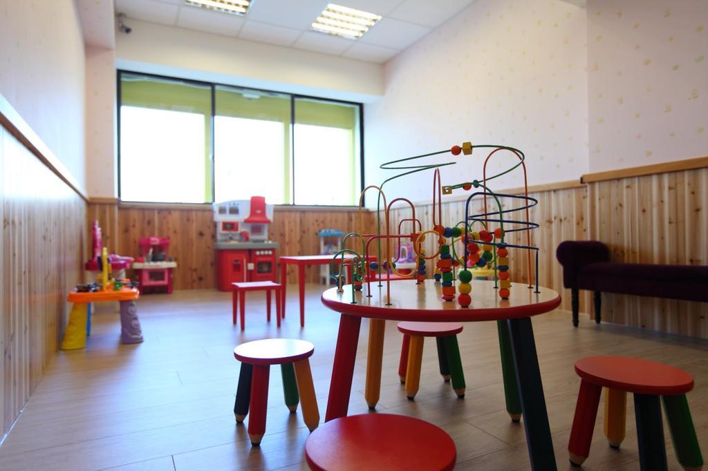 Chateau De Chine Hotel Hualien Kültér fotó The Children's Hospital of Saint Louis