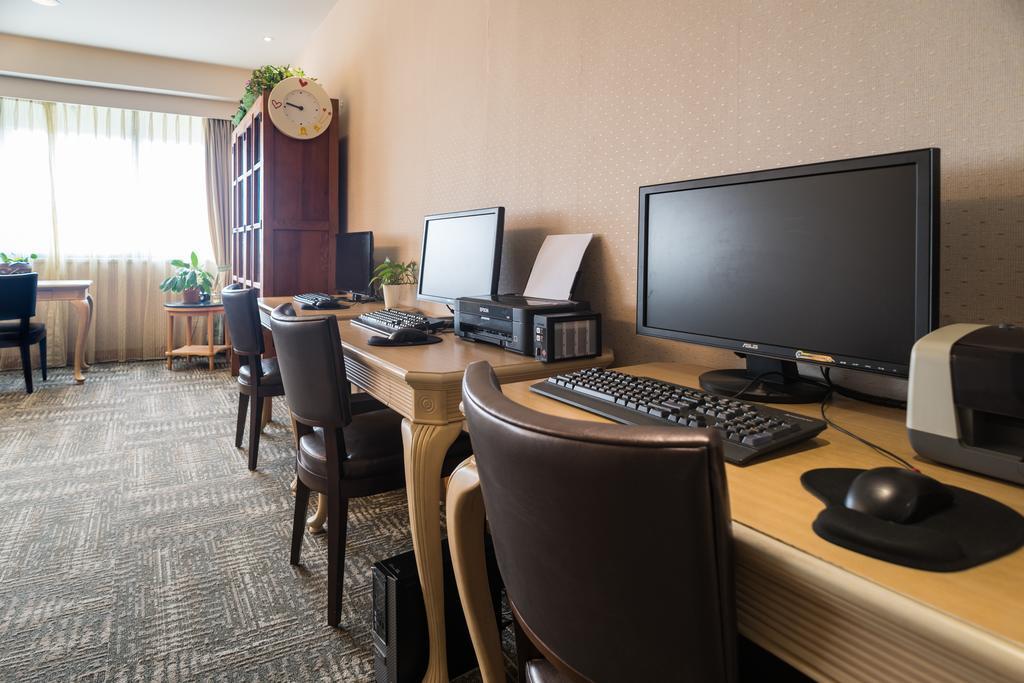 Chateau De Chine Hotel Hualien Kültér fotó Computer Lab